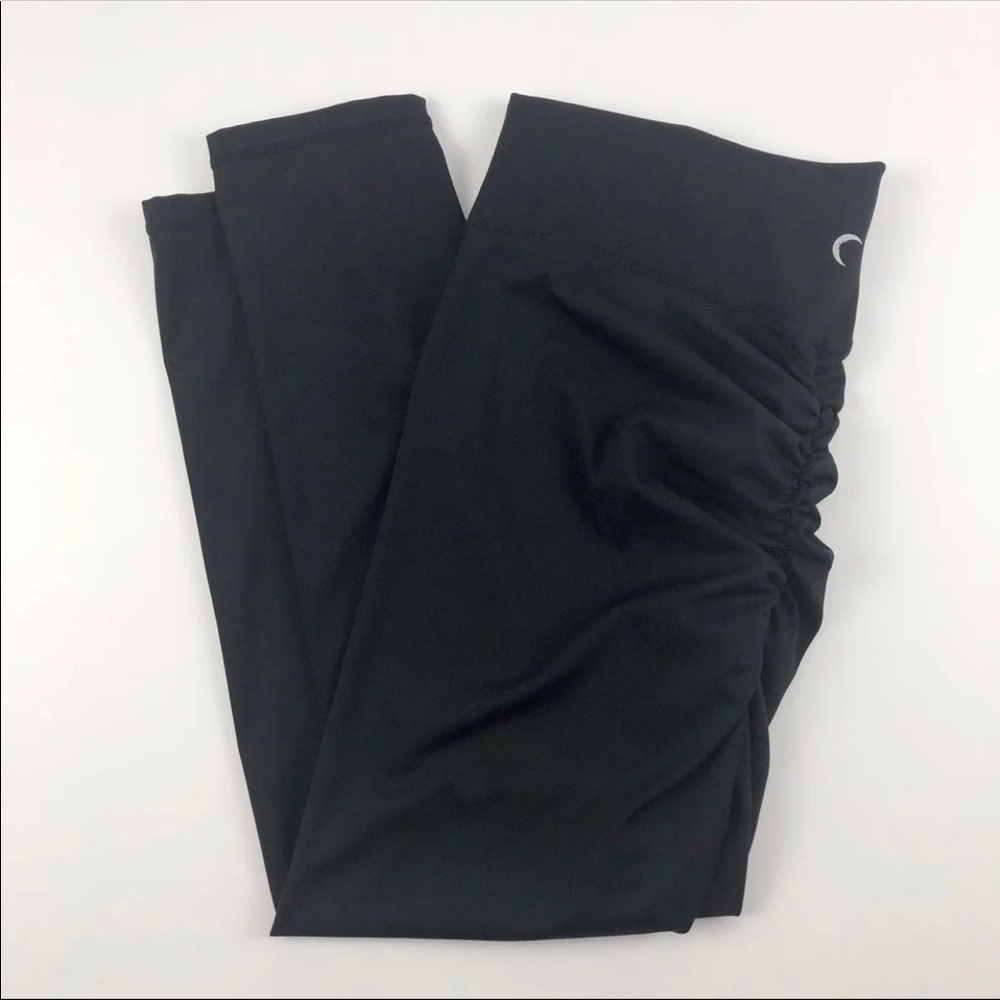 Zyia black scrunchy 7/8 legging